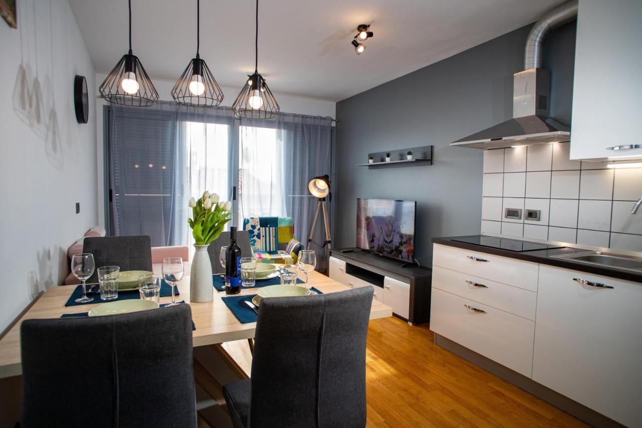 Apartment Moon ロヴィニ エクステリア 写真